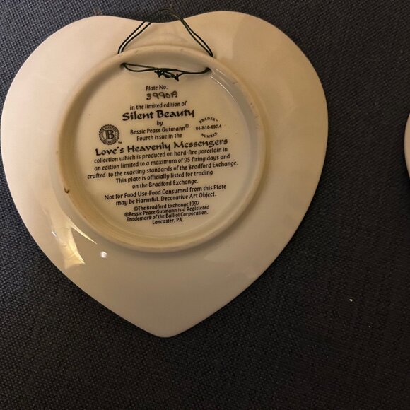 Love's Heavenly Messages Hart Shaped Cherub plates - Picture 6 of 6